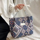 Borsa a Tracolla con Stampa Etnica: tutto quello che serve, con stile