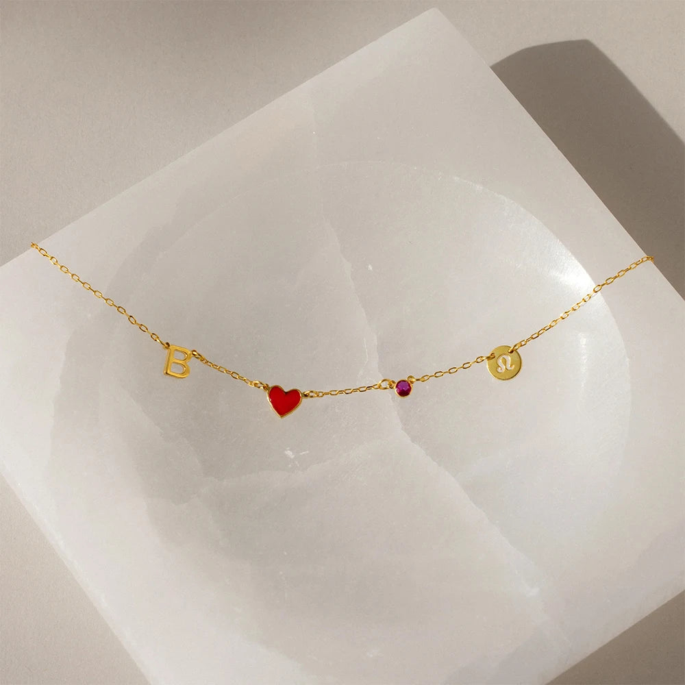 Collana con Iniziali a Cuore: personalizzabile, resiste ad acqua e tempo